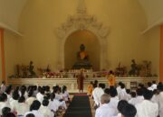 Khidmatnya Perayaan Waisak di Vihara Girisena, Lombok Barat: Pesan Toleransi dan Dhamma Jadi Sorotan