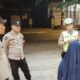 Sinergi Polisi dan Masyarakat, Patroli Malam Polsek Kediri di Desa Gelogor