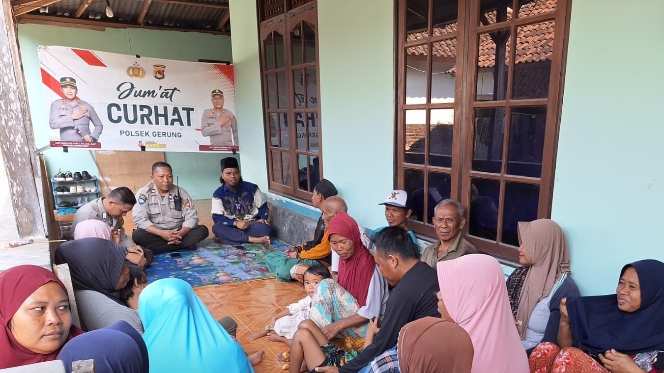 Jumat Curhat Polsek Gerung Serap Aspirasi Warga Dusun Karang Langko