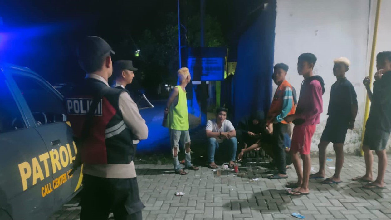 Patroli Tengah Malam Polsek Kuripan