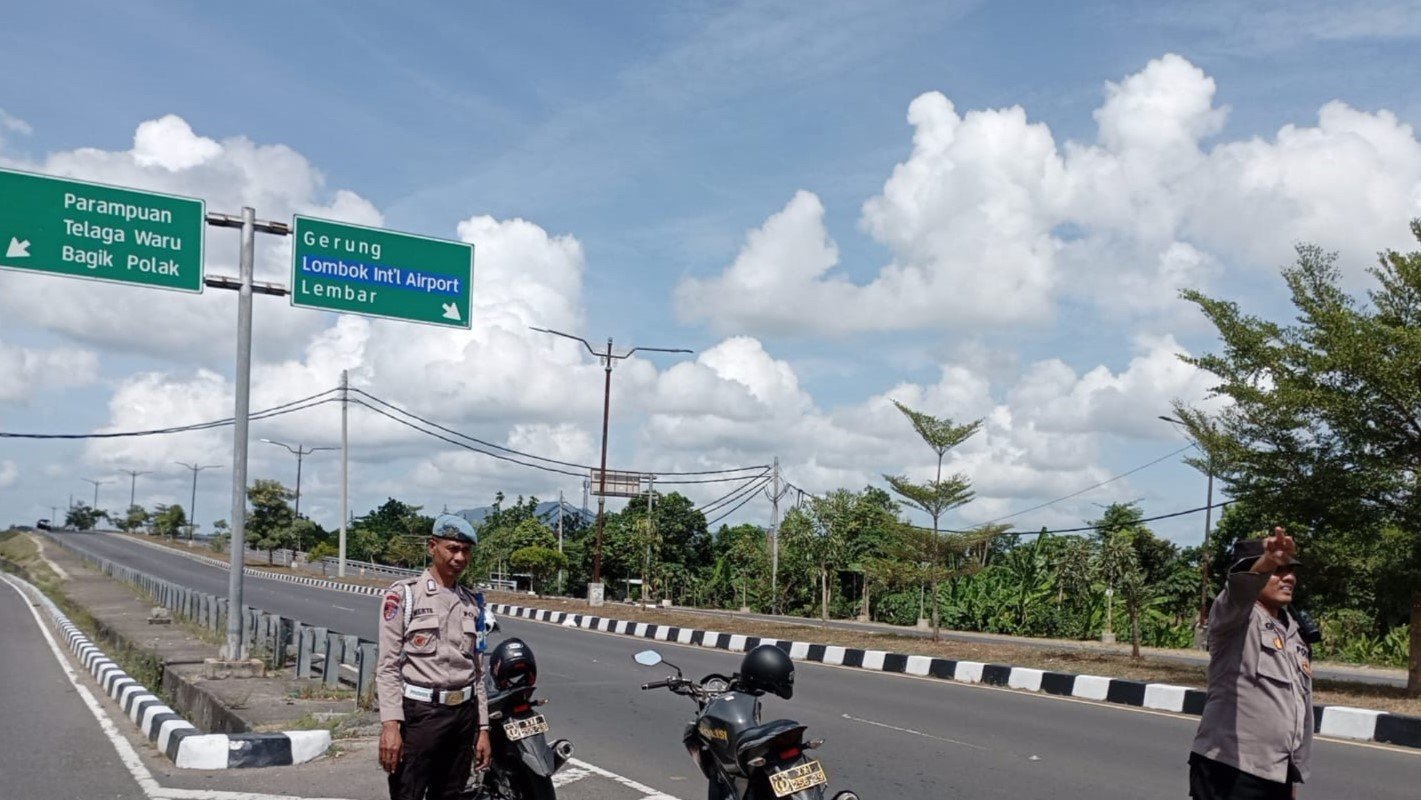 Polsek Labuapi Gelar Patroli Siang