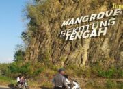 Rawan Sore: Polsek Sekotong Atasi Macet, Edukasi Pengendara di Lombok Barat