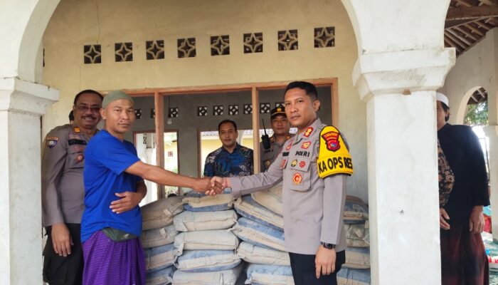 Kapolres Lombok Barat Dengerin Curhat Warga Dusun Bantir, Siap Cari Solusi Buat Masalah Kekeringan dan Karhutla