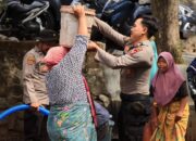 Polres Lombok Barat Atasi Kekeringan di Dusun Lendang Andus