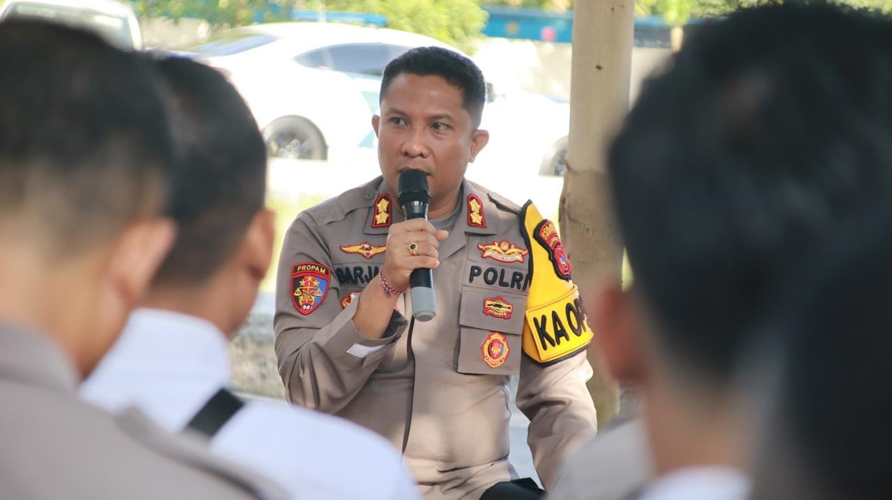 Kapolres Lombok Barat Perkuat Netralitas Polri Jelang Situasi Politik