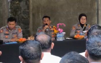 Kunjungan Kerja Kapolres Lombok Barat ke Polsek Batulayar, Ingatkan Peningkatan Keamanan dan Pelayanan Masyarakat
