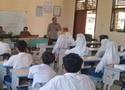 Polres Lombok Barat Edukasi Siswa SMPN 2 Batulayar tentang Bahaya Kenakalan Remaja