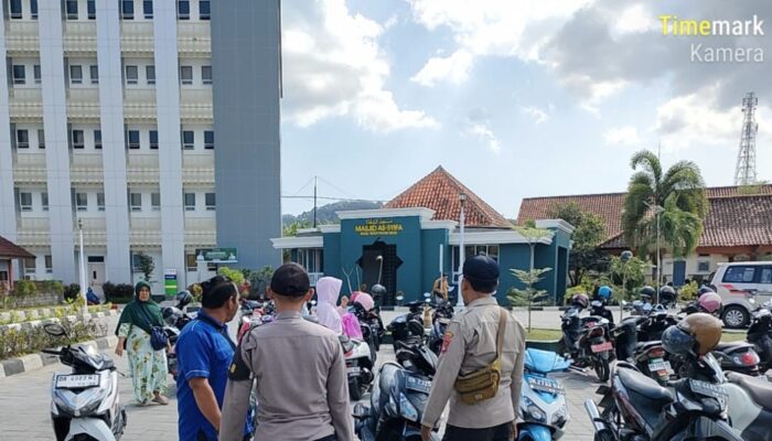 Polsek Gerung Giatkan Patroli KRYD, Amankan Taman Kota, Pemda, dan RSUD Tripat