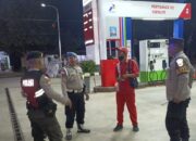 Patroli KRYD Polsek Sekotong Beri Rasa Aman di SPBU Sayong