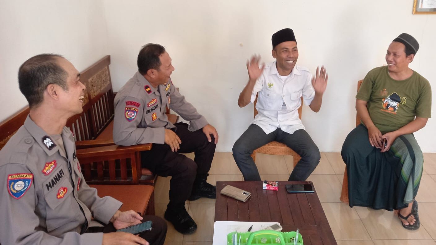 Binmas Polres Lombok Barat Sosialisasikan Pilkada Damai di Desa Taman Ayu