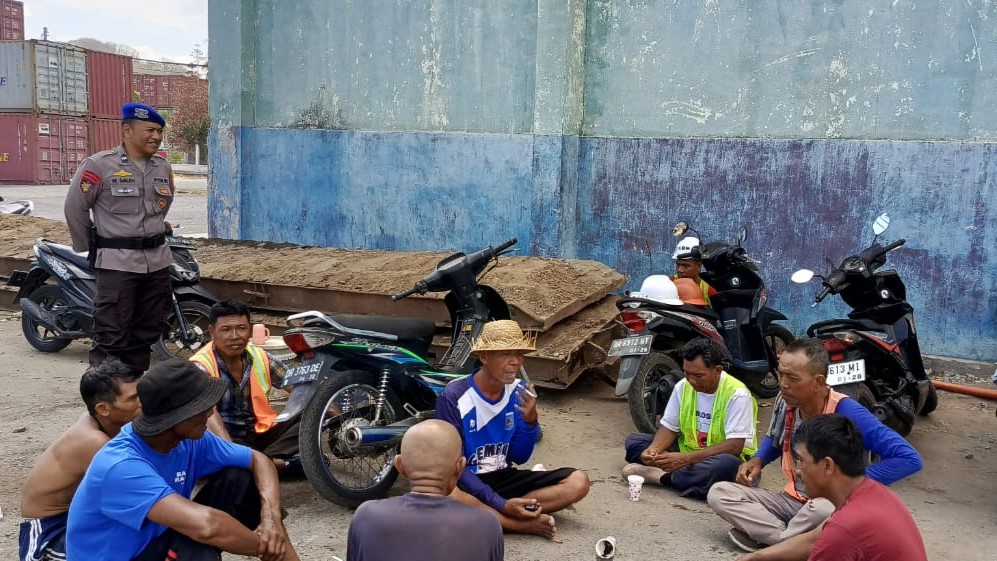 Masyarakat Aman, Laut Tenang: Patroli Rutin Satpolairud Lombok Barat