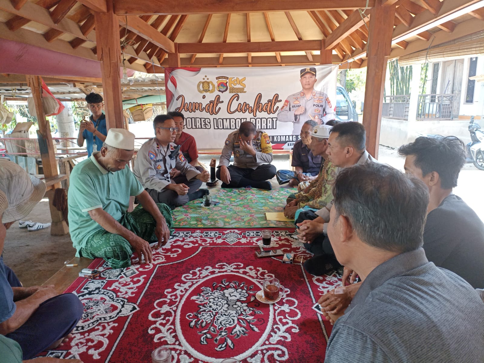 Polres Lombok Barat Dengar Aspirasi Warga Lewat Program Jumat Curhat