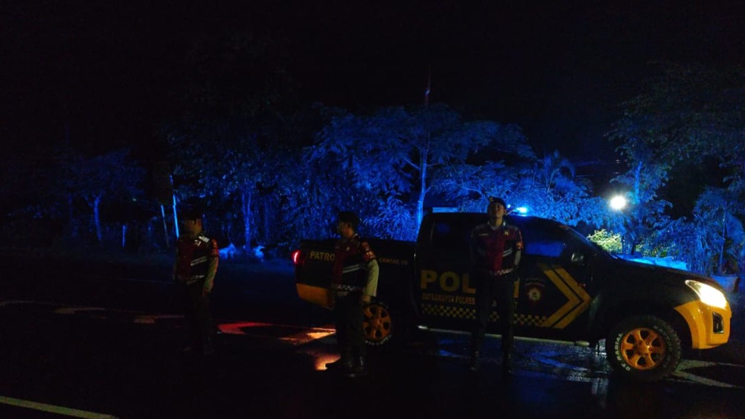 Blue Light di Bypass BIL, Polres Lombok Barat Gencar Cegah Balap Liar dan Kriminalitas Dini Hari