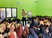 Safety Riding Goes to School: Satlantas dan Astra Motor Edukasi Siswa SMK 1 Batu Layar tentang Keselamatan Berkendara