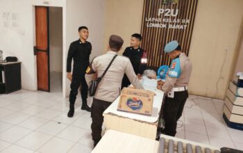 Cuaca Ekstrem, Polsek Kuripan Imbau Warga Waspada dan Jaga Diri