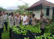 Dukung Ketahanan Pangan, Polsek Batulayar Dampingi Peninjauan Lahan