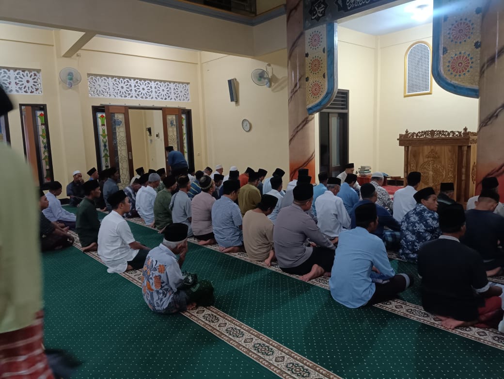 Tarawih Keliling Kapolsek Kediri, Pesan Kamtibmas & Antisipasi Balap Liar