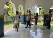 Polsek Lembar Gaungkan Bakti Religi: Sehat dan Ibadah dalam Satu Aksi