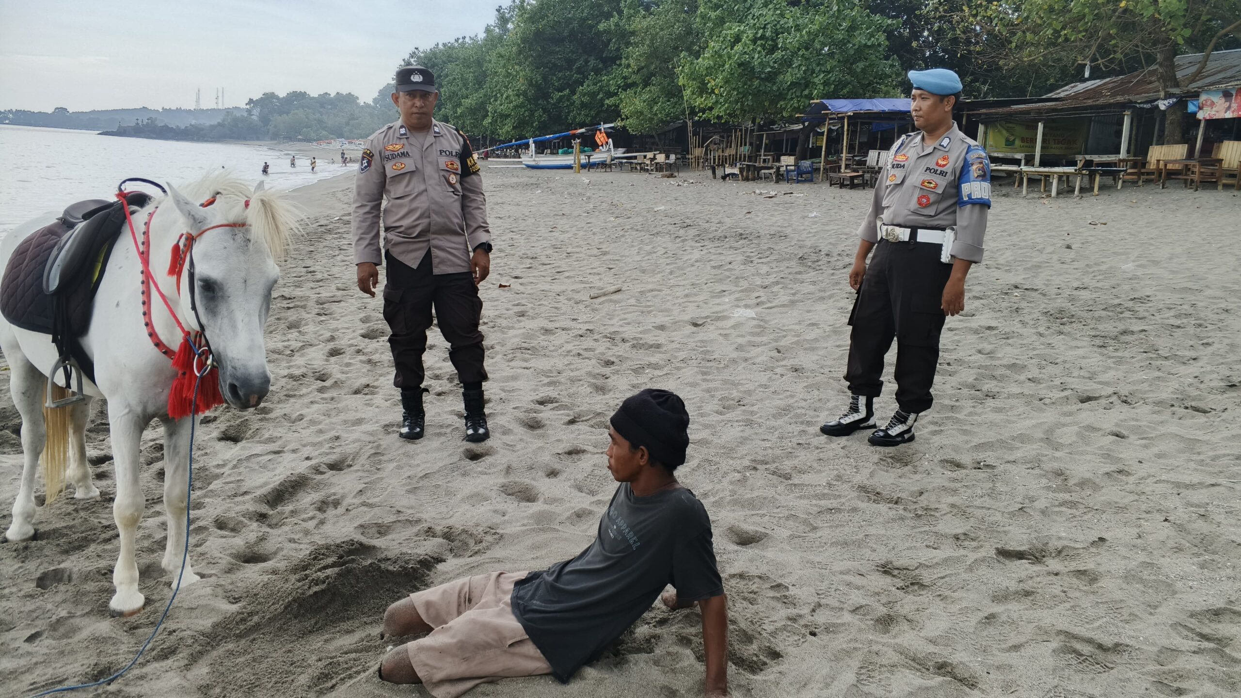 Polsek Batulayar Intensifkan Patroli Jaga Kamtibmas Kawasan Wisata Senggigi