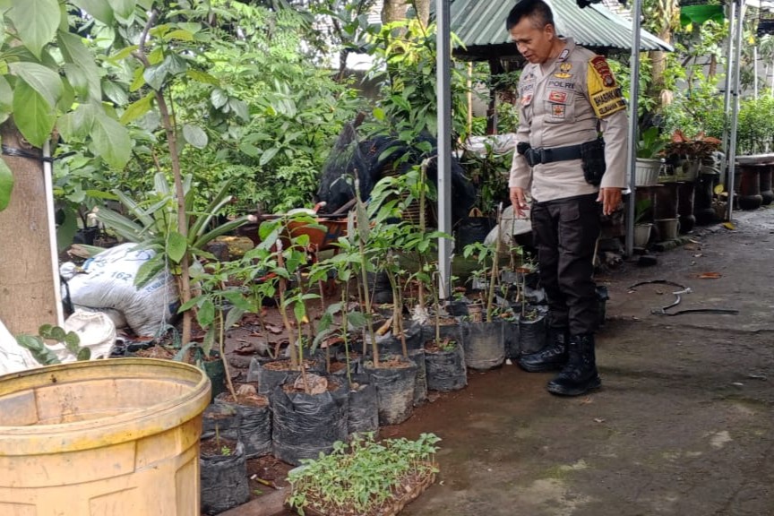 Sinergi Polisi dan Warga Dorong Pangan Bergizi di Lombok Barat
