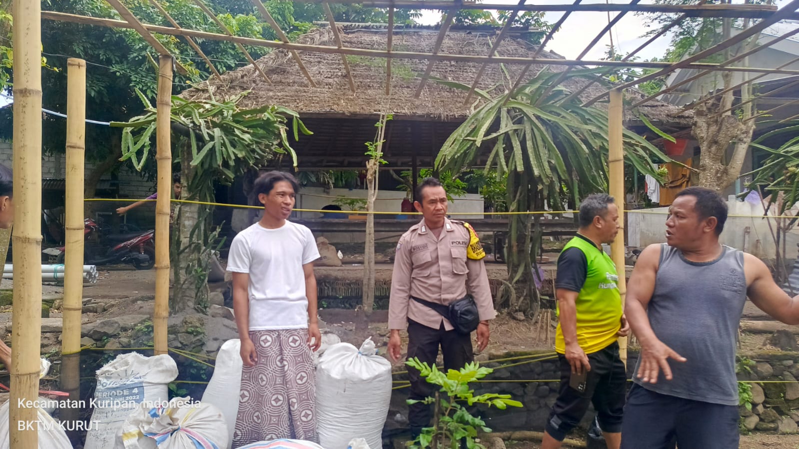 Bhabinkamtibmas Kuripan Utara Aktif Dukung Ketahanan Pangan Melalui Sambang Komunitas Pemuda