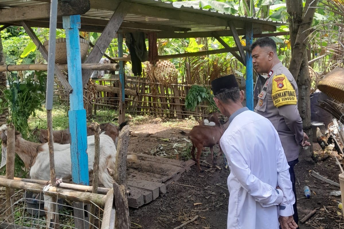 Polsek Batulayar Dukung Ketahanan Pangan dengan Pendampingan Bhabinkamtibmas di Desa Senggigi