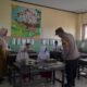 Polsek Gerung Kawal Program Makanan Bergizi Gratis di Dua SD