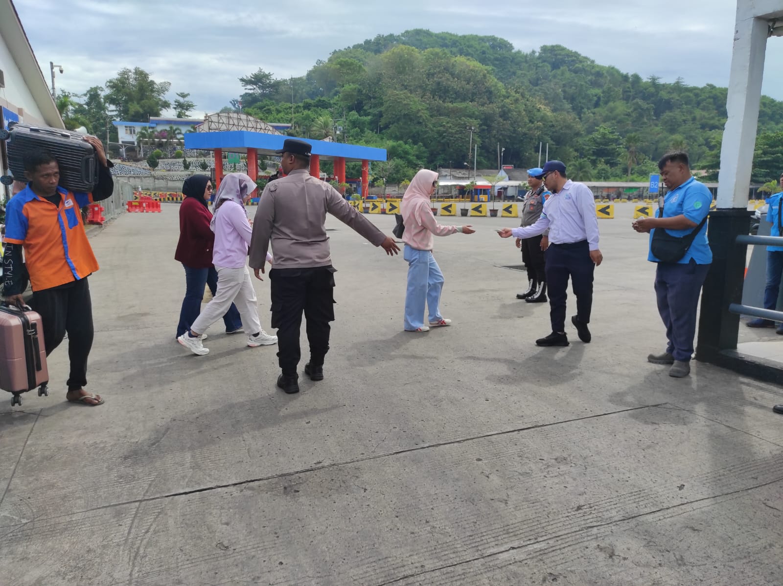 Jelang Akhir Pekan, Keamanan Pelabuhan Lembar Diperketat