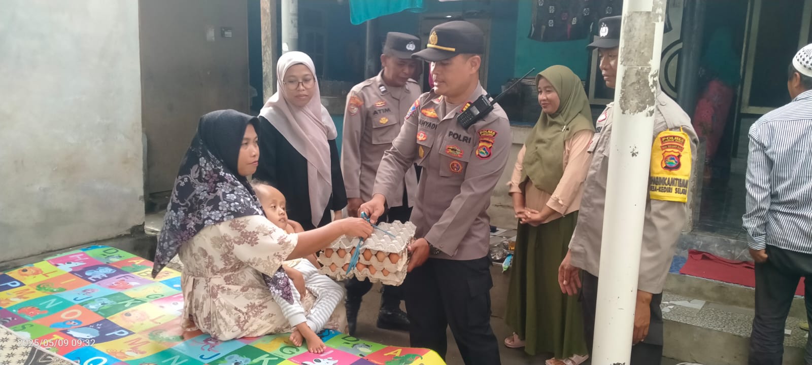 Polsek Kediri Aktif Tekan Stunting melalui Program Jumat Berkah