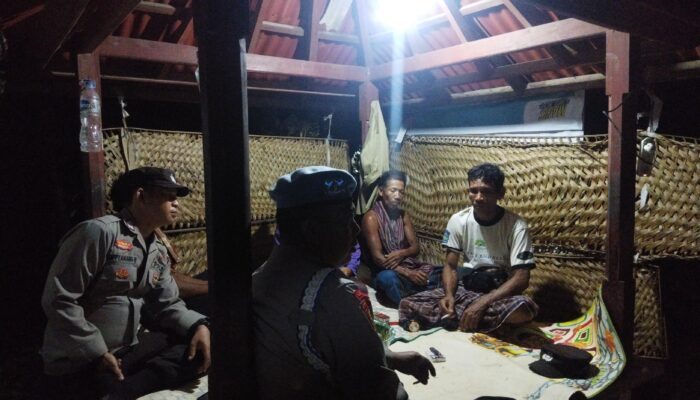 Polsek Lembar Intensifkan Patroli KRYD, Antisipasi Kejahatan di Kandang Kumpul