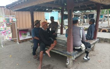 Cegah Kejahatan 3C, Polsek Lembar Gencarkan Komunikasi Aktif dengan Warga