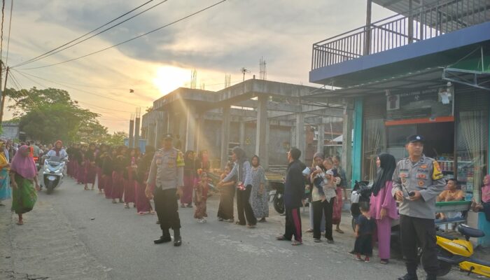 Polsek Lembar Amankan Tradisi Nyongkolan dengan Pengawalan Ketat