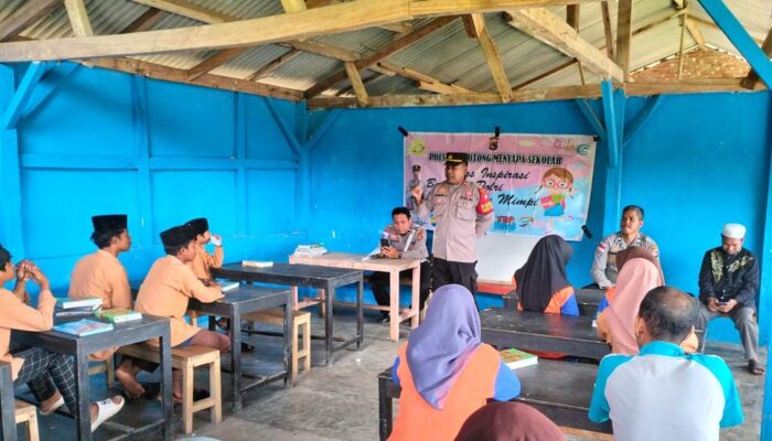 Polsek Sekotong Edukasi Siswa, Cegah Bullying hingga Narkoba