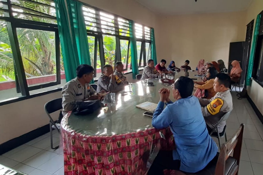 Kolaborasi Polri dan BPP, Dorong Panen Jagung Kuripan