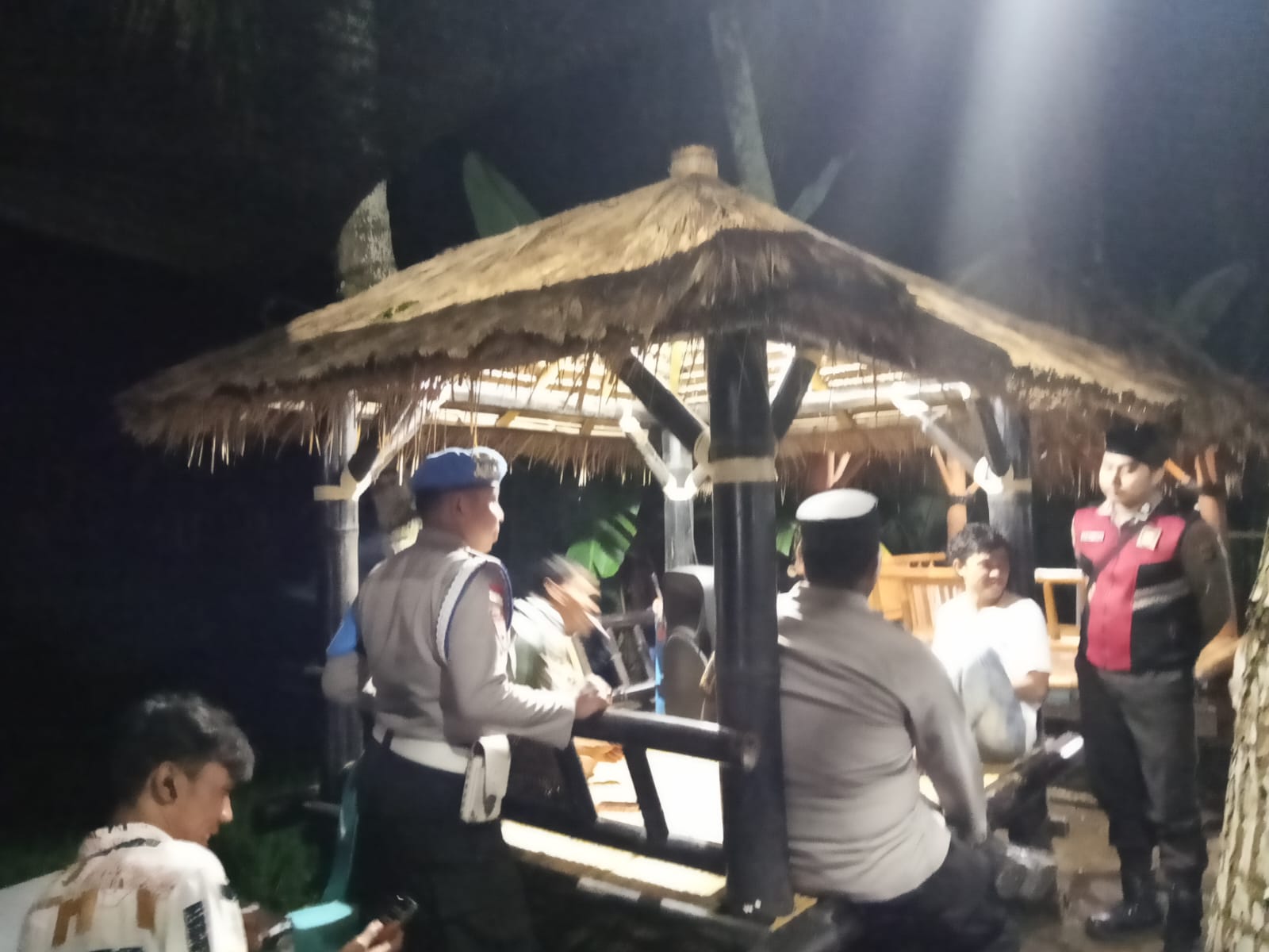 Polsek Sekotong Intensifkan Patroli Dialogis Cegah Kejahatan 3C