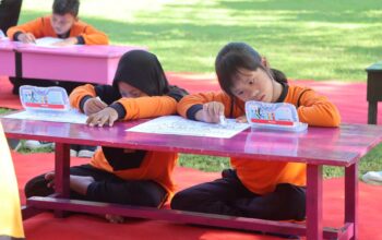 SLBN 2 Lombok Barat Jadi Tuan Rumah Lomba Mewarnai Hari Bhayangkara