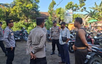 Polres Lombok Barat Gelar Penyuluhan Kamtibmas di Pasar Kuripan