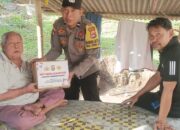 Polsek Sekotong Salurkan Bantuan Nutrisi di Dusun Sayong