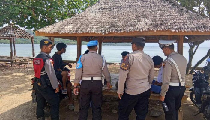 Jaga Keamanan Wisata, Polsek Sekotong Giatkan Patroli Rutin