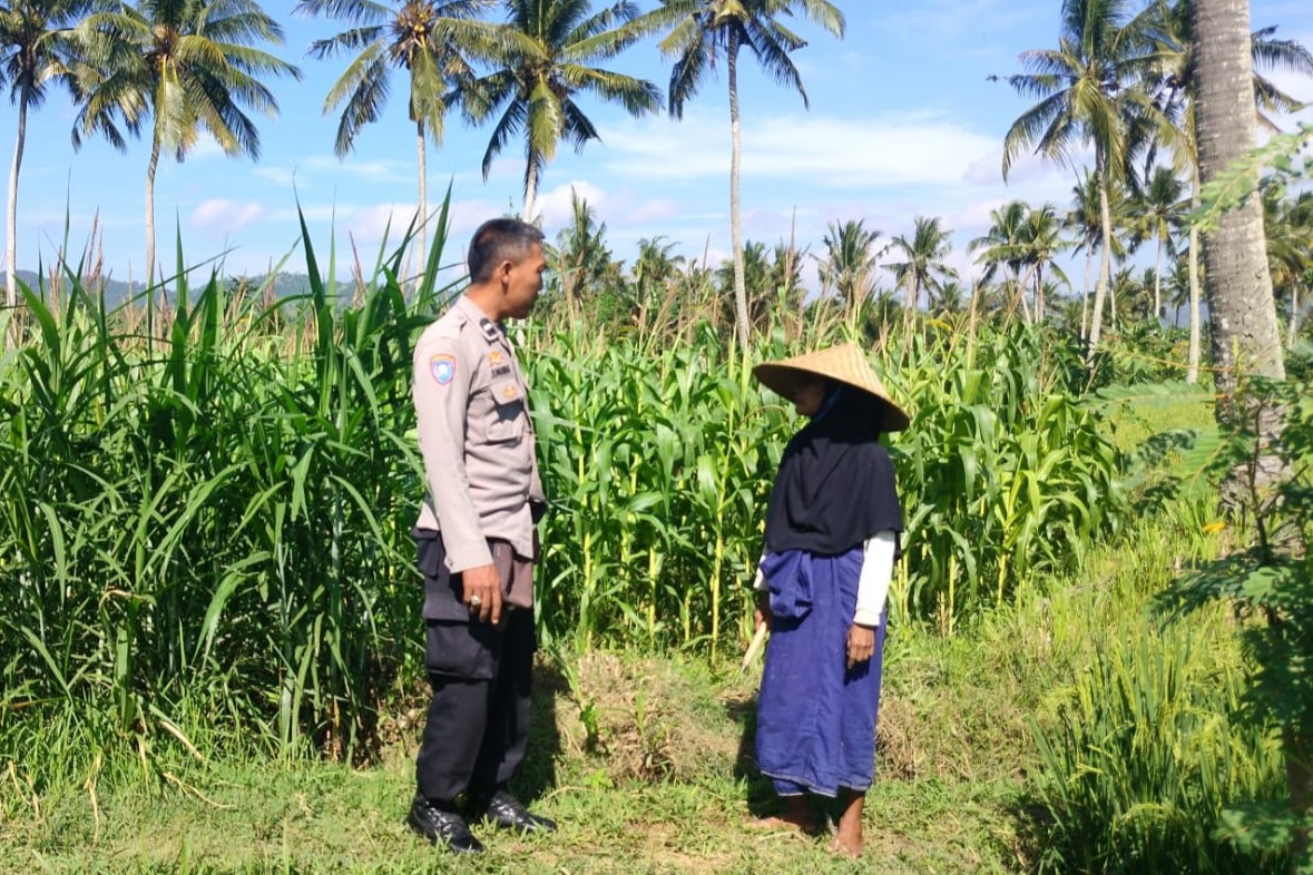 Sinergi Polri dan Petani Eyat Mayang Perkuat Ketahanan Pangan Nasional