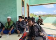 Bhabinkamtibmas Kedaro Kawal Penyaluran Bibit untuk Kemandirian Pangan Sekotong