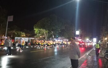 Pariwisata Senggigi Diperkuat Lewat Event Lari Malam Berkelas