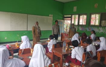 Bantuan Makanan Bergizi Gratis Jangkau Ribuan Pelajar di Sekotong