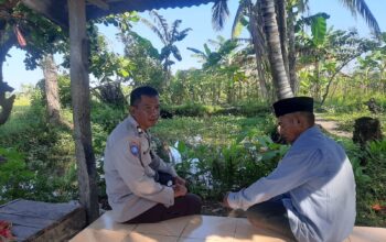 Kunjungan Bhabinkamtibmas Kuripan: Ajak Petani Wujudkan Ketahanan Pangan
