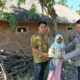 Aksi Nyata Polri: Polsek Sekotong Salurkan Bantuan Sosial di Desa Kedaro Lombok Barat
