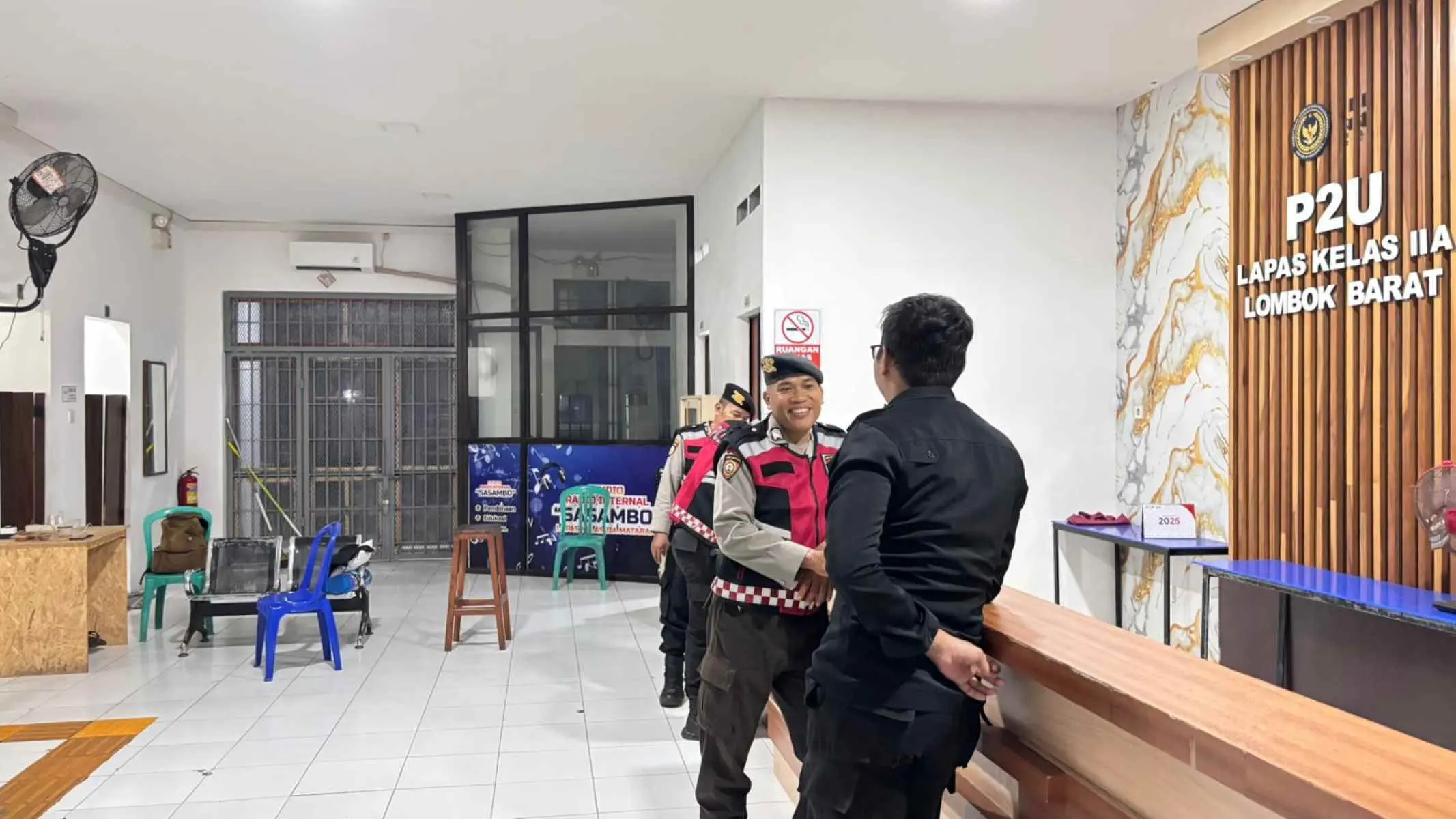 Polres Lombok Barat Gelar Patroli Dialogis di Lapas dan Pemukiman