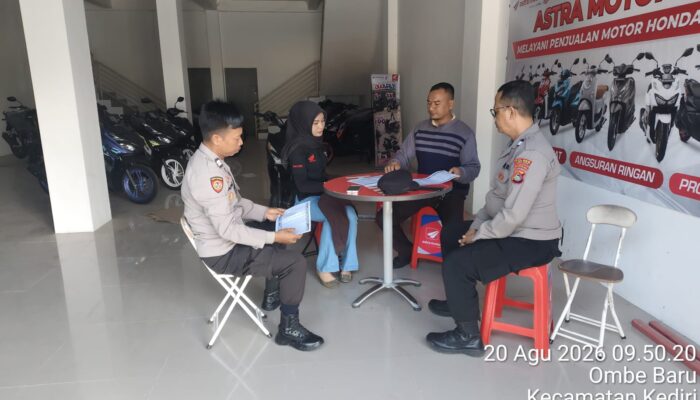 Patroli Dialogis Polsek Kediri Ciptakan Kamtibmas Sejuk di Desa Ombe Baru