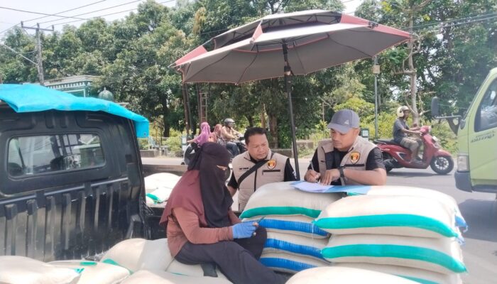 Satgas Pangan Lombok Barat Cek Harga Bahan Pokok di Pasar Gerung