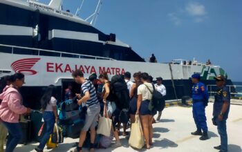 Sat Polairud Polres Lombok Barat Amankan Keberangkatan Fast Ferry di Senggigi