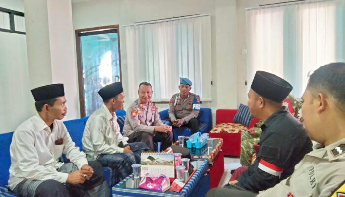 Kapolsek Kediri Laksanakan Silaturahim dan Sampaikan Imbauan Kamtibmas di Yayasan Al Amin